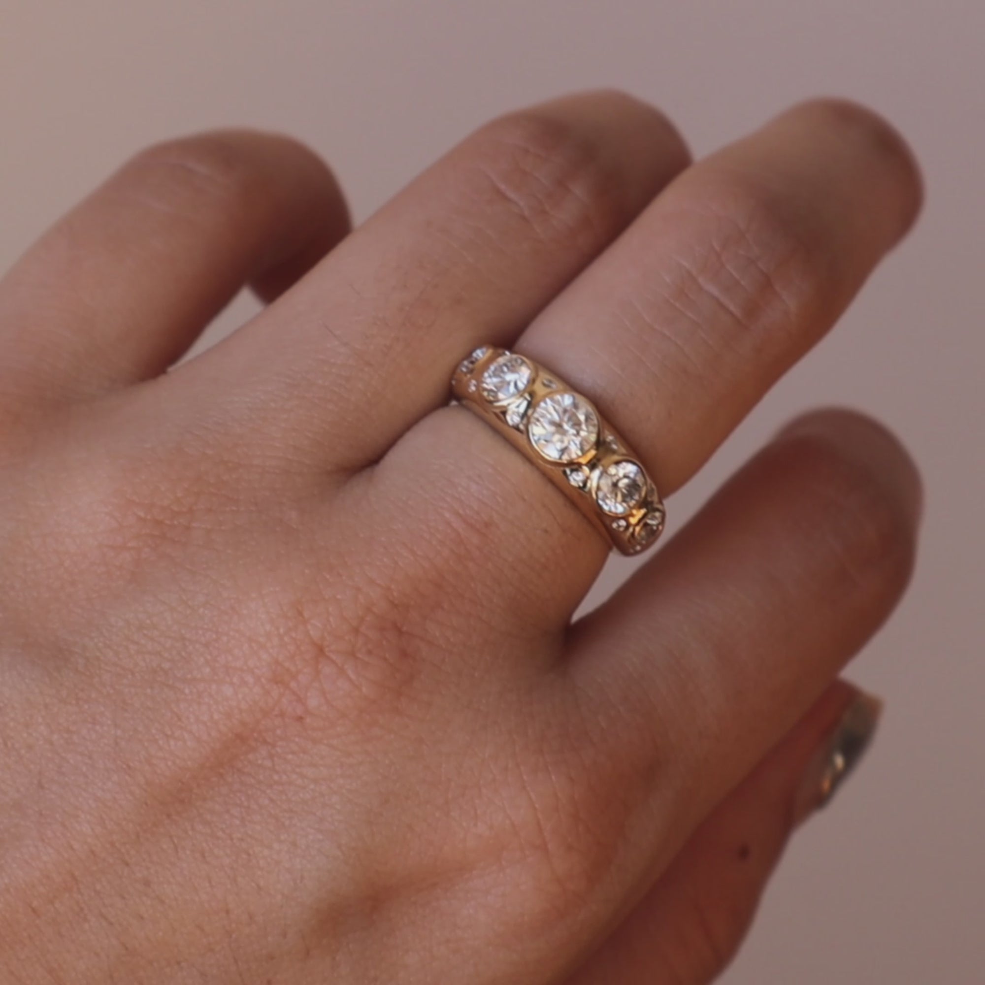 five moon ring video